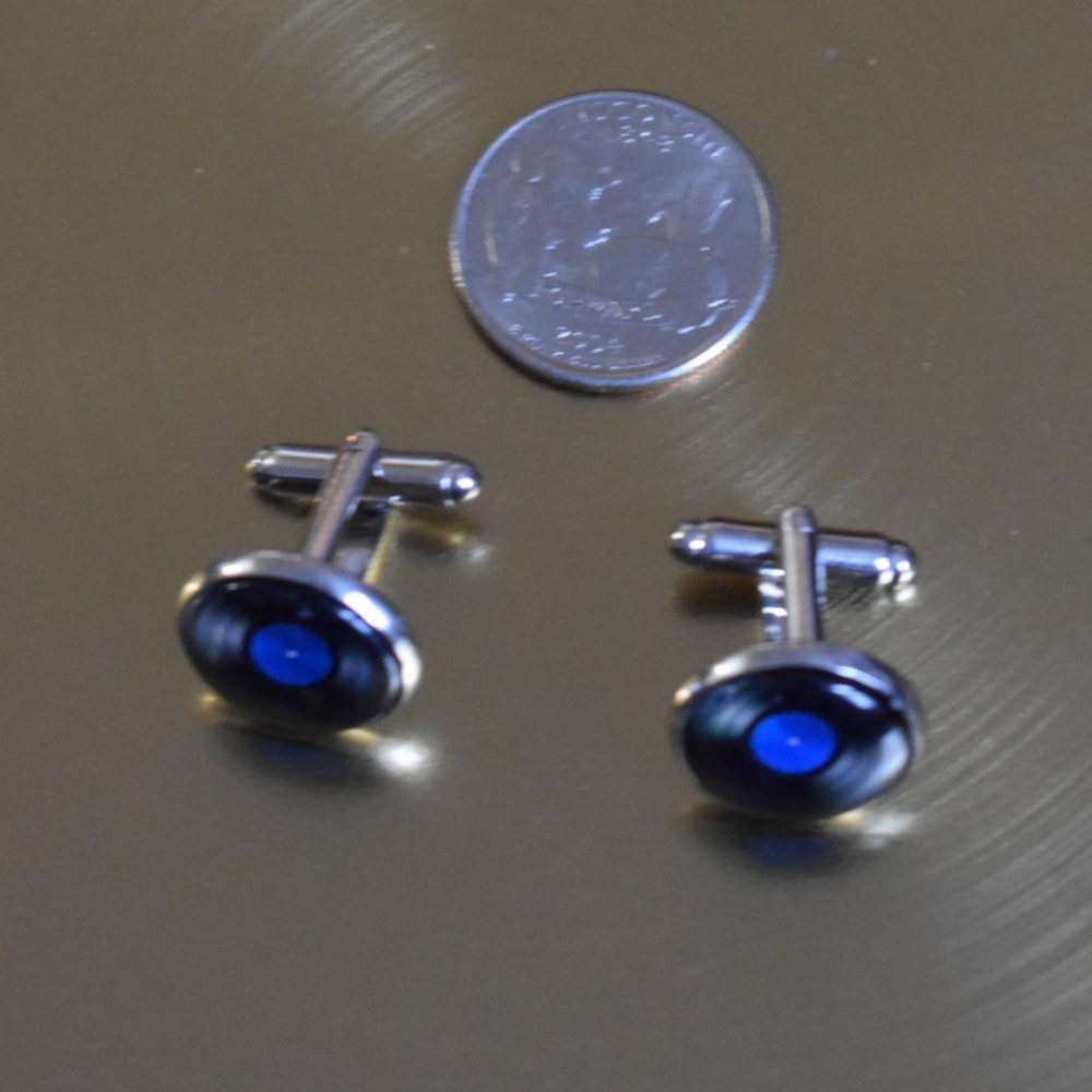 Vinyl Record Cufflinks - Picture 3 of 7